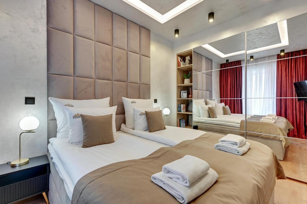 Granaria Deluxe & Riverside By Downtown Apartments กดัญสก์ ภายนอก รูปภาพ