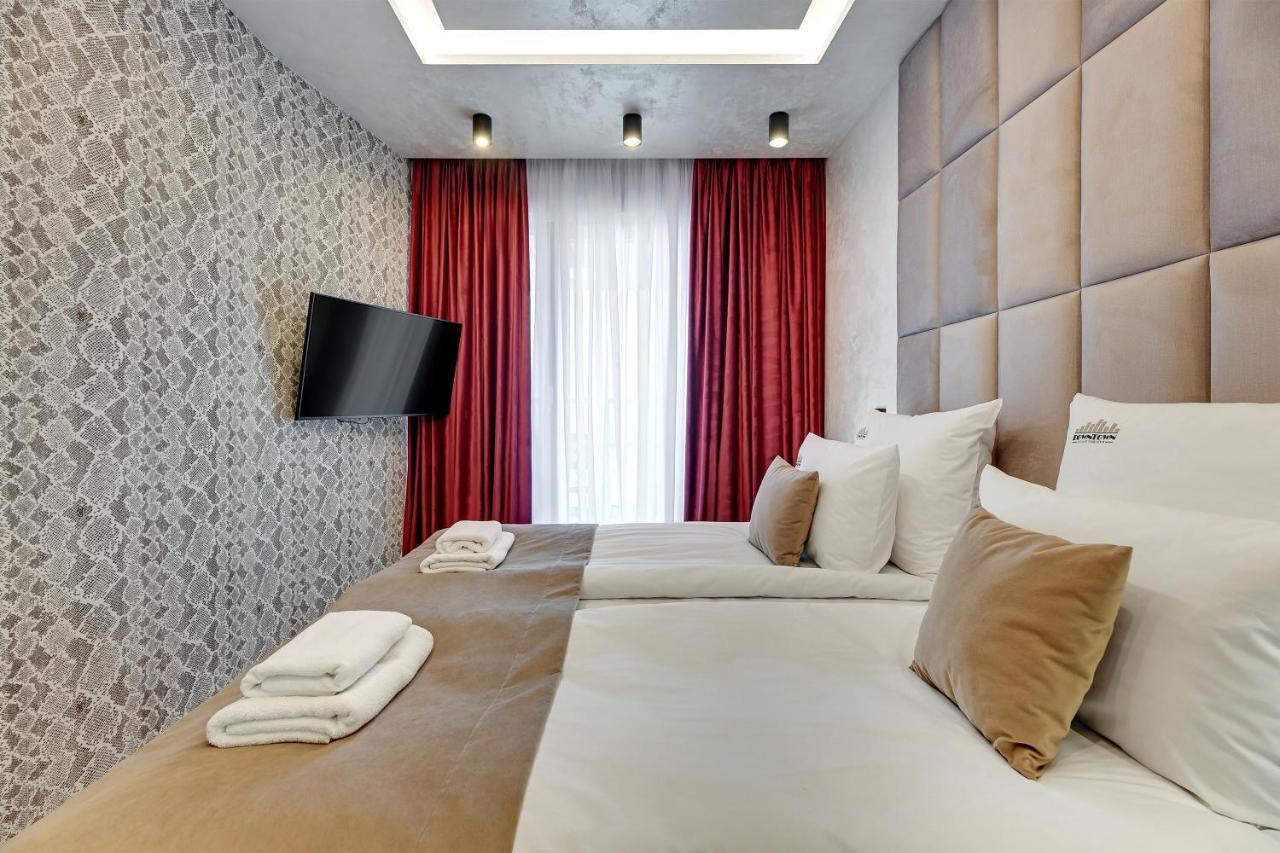Granaria Deluxe & Riverside By Downtown Apartments กดัญสก์ ภายนอก รูปภาพ